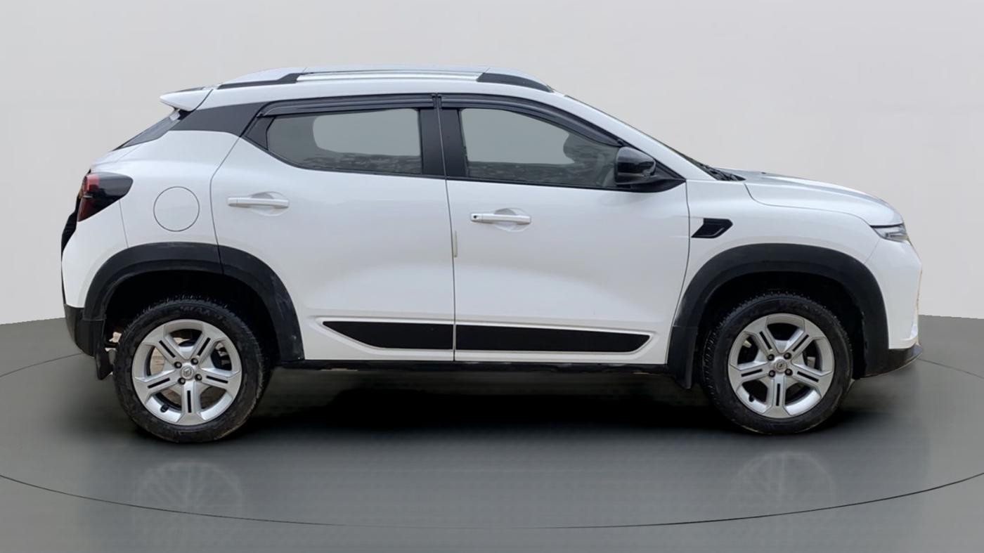 2022 Renault Kiger RXT MT, Petrol, Manual, 21,838 km, Right Side View