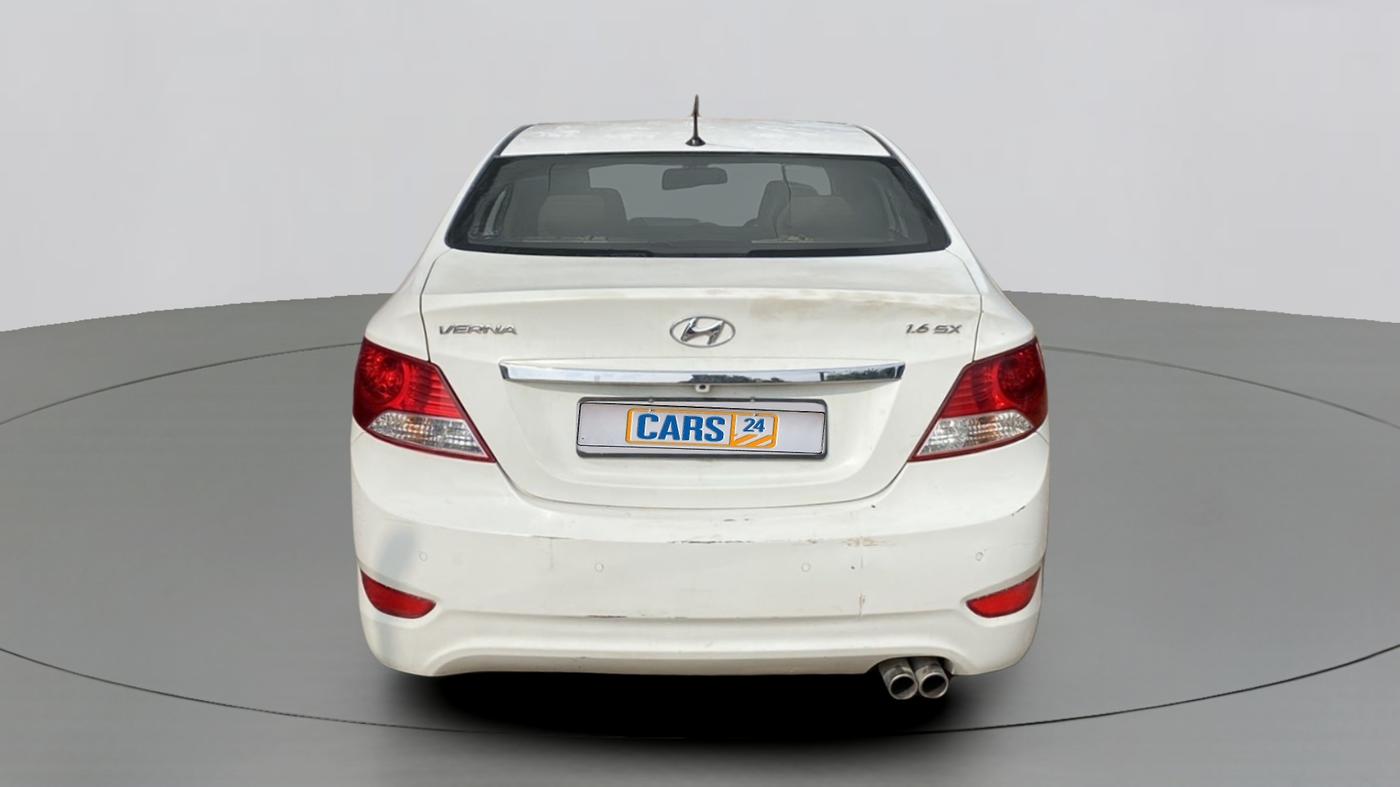 2013 Hyundai Verna FLUIDIC 1.6 VTVT SX, Petrol, Manual, 40,729 km, Back/Rear