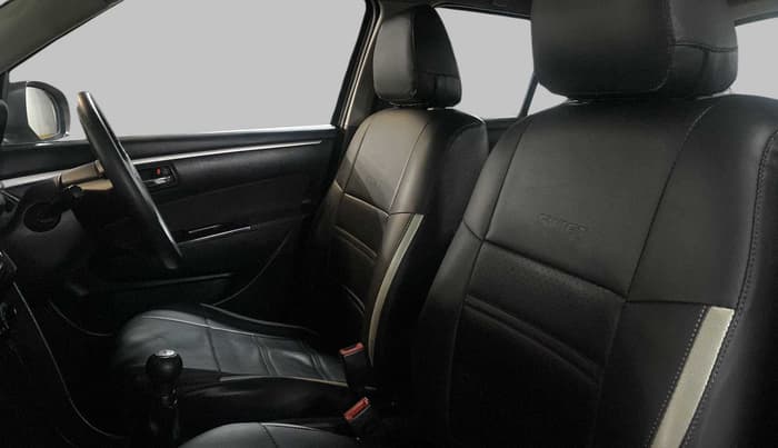 2015 Maruti Swift VXI, Petrol, Manual, 66,187 km, Right Side Front Door Cabin