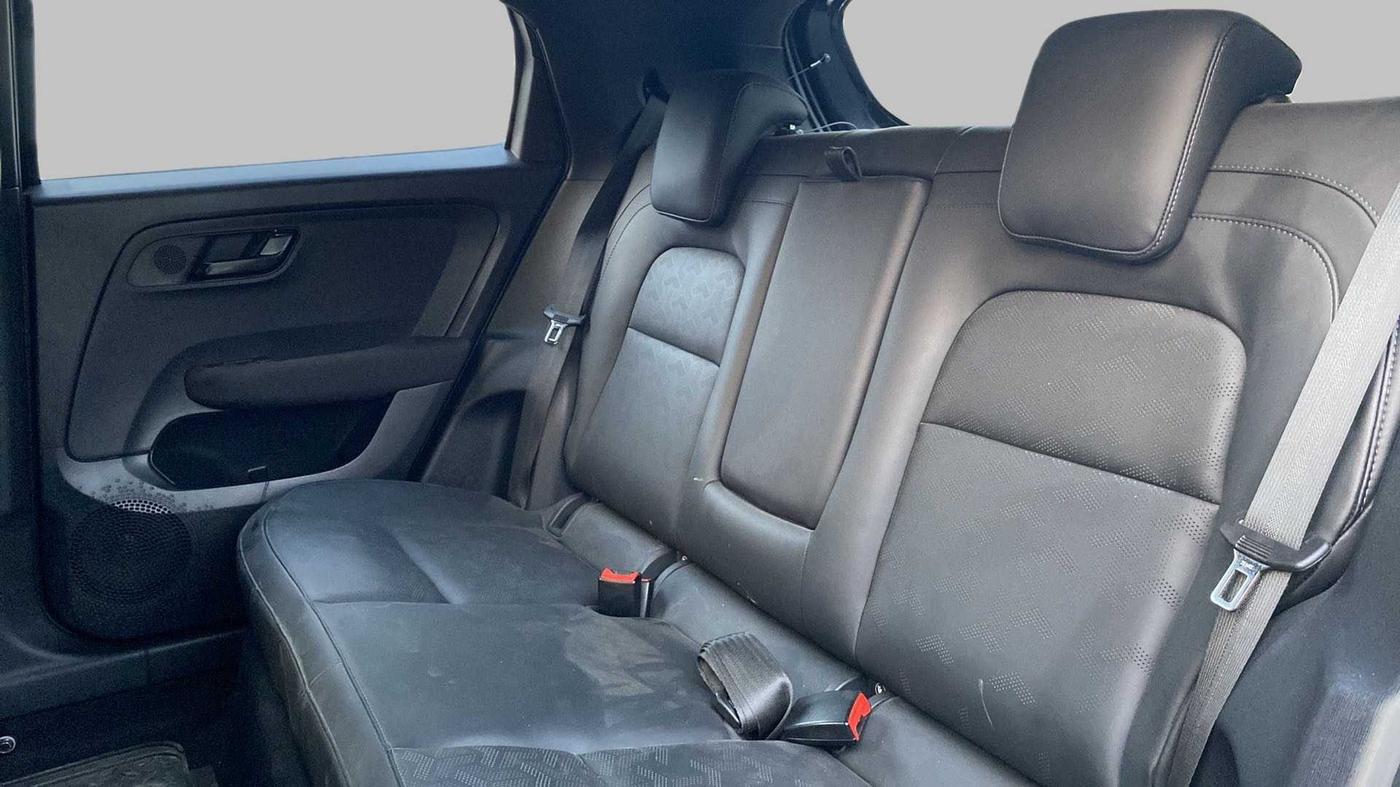 2021 Tata ALTROZ XZ PLUS PETROL DARK EDITION, Petrol, Manual, 23,561 km, Right Side Rear Door Cabin