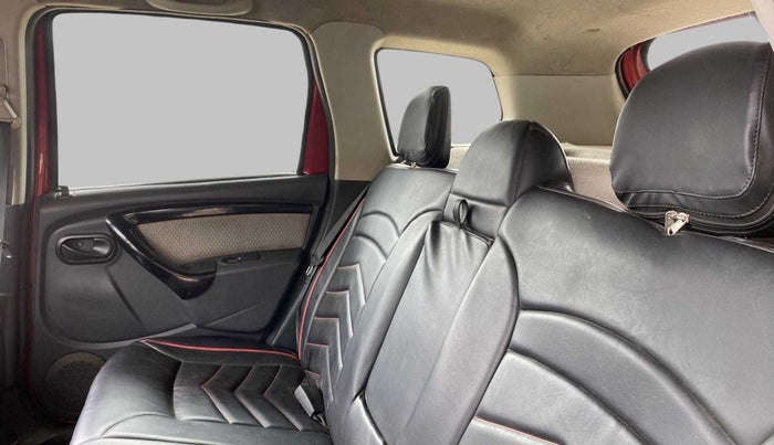 2015 Renault Duster RXL PLUS DIESEL 85, Diesel, Manual, 70,521 km, Right Side Rear Door Cabin