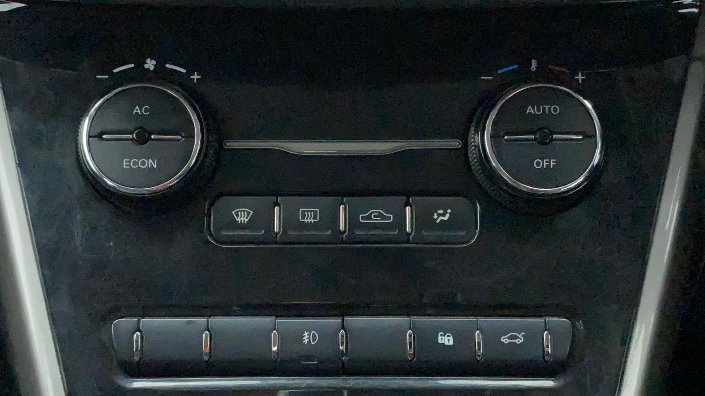 2019 Tata NEXON XZA PLUS PETROL DUAL TONE, Petrol, Automatic, 57,761 km, Automatic Climate Control