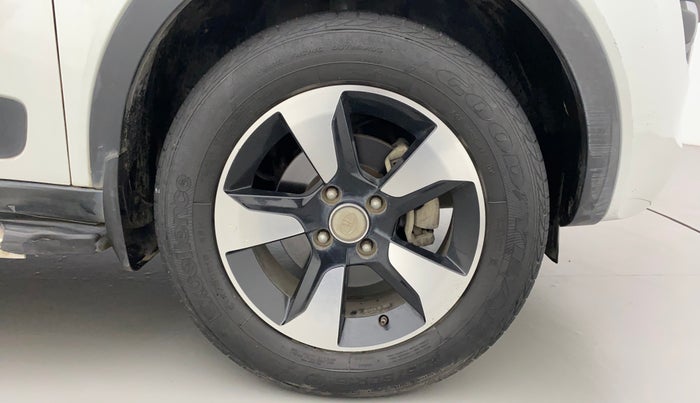 2019 Tata NEXON XZA PLUS PETROL DUAL TONE, Petrol, Automatic, 57,761 km, Right Front Wheel