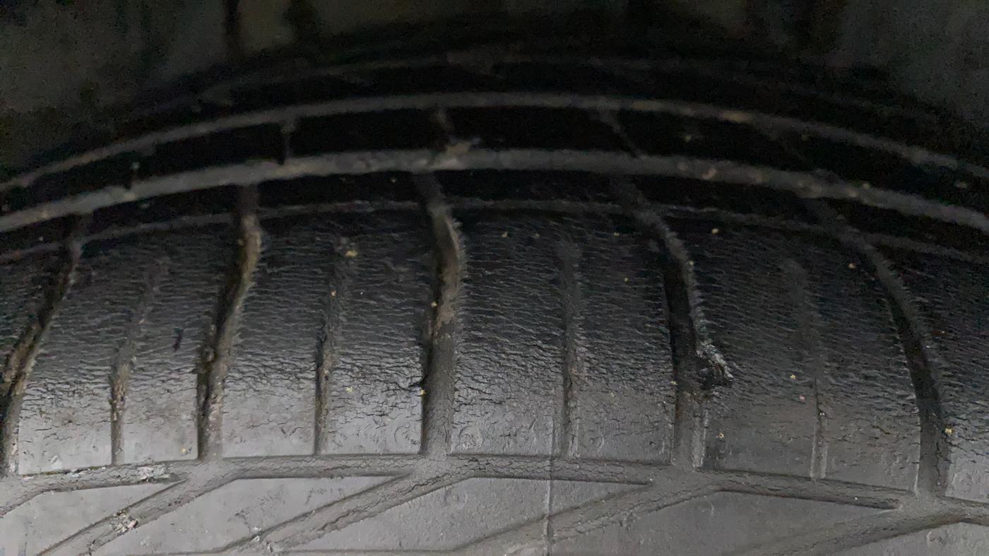 2019 Tata NEXON XZA PLUS PETROL DUAL TONE, Petrol, Automatic, 57,761 km, Right Front Tyre Tread