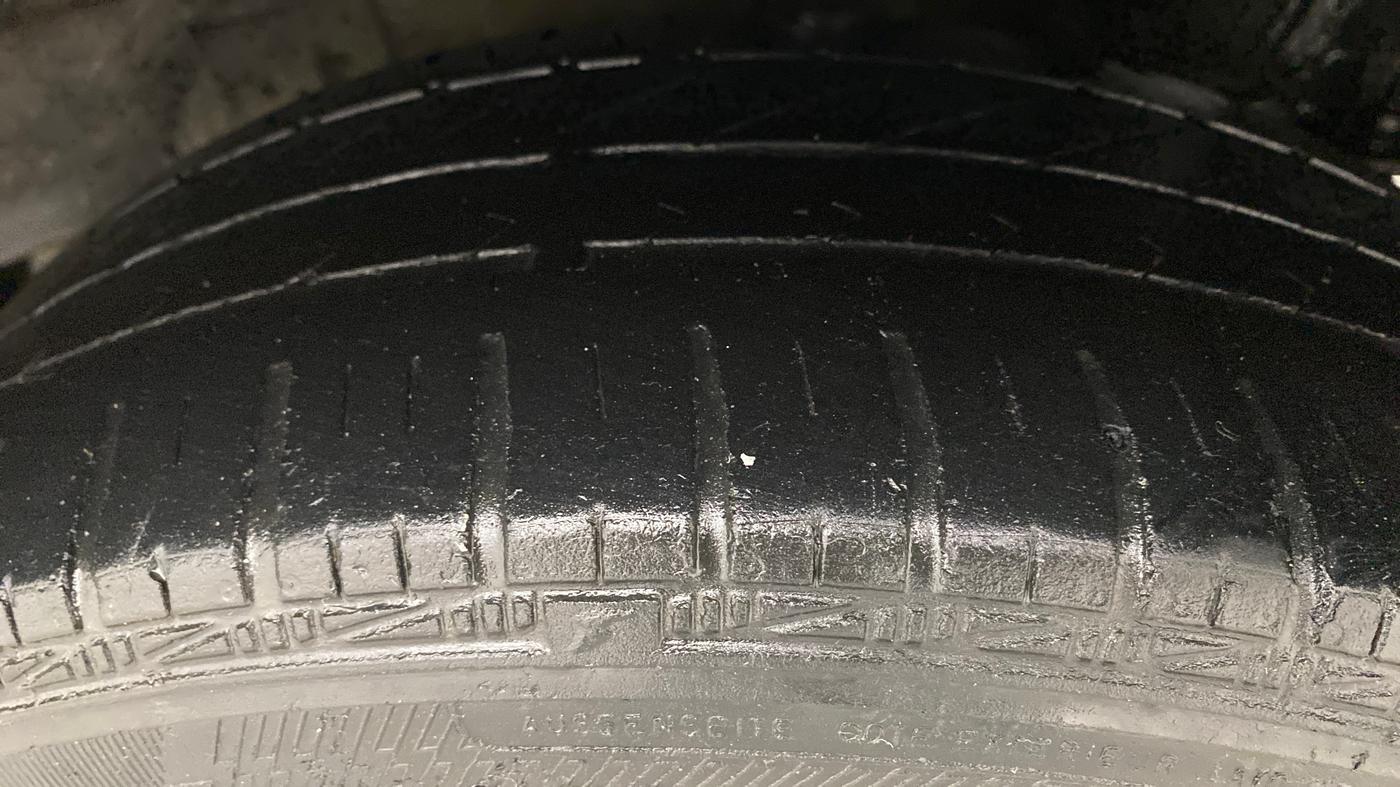 2017 Hyundai Grand i10 SPORTZ (O) 1.2 KAPPA VTVT, Petrol, Manual, 63,134 km, Left Rear Tyre Tread