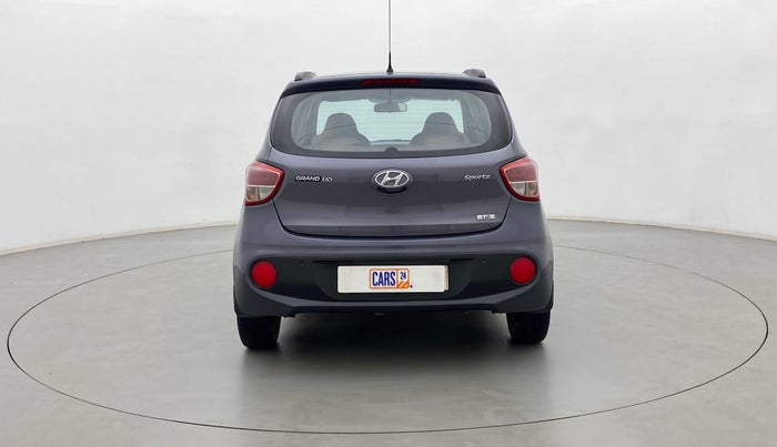 2017 Hyundai Grand i10 SPORTZ (O) 1.2 KAPPA VTVT, Petrol, Manual, 63,134 km, Back/Rear