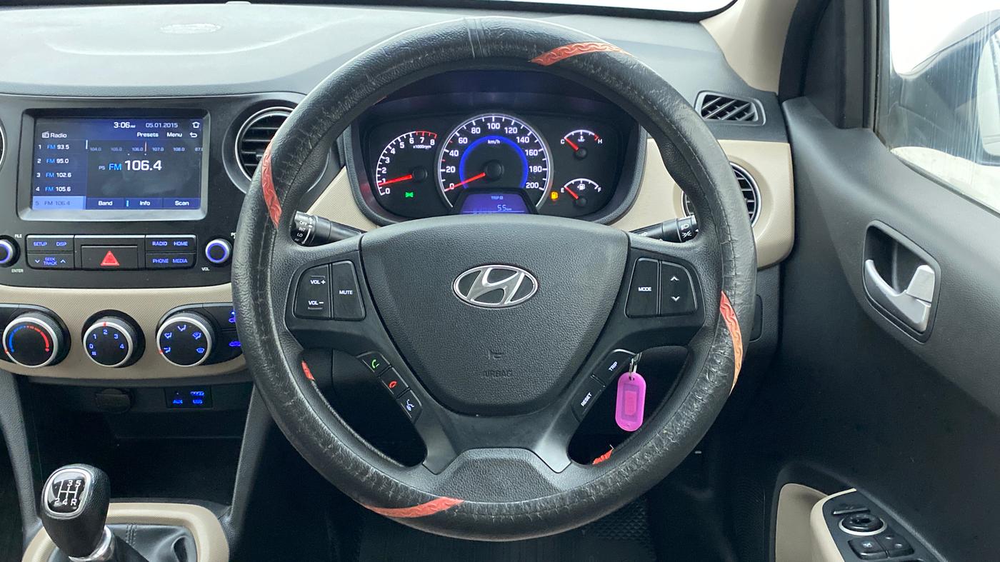2017 Hyundai Grand i10 SPORTZ (O) 1.2 KAPPA VTVT, Petrol, Manual, 63,134 km, Steering Wheel Close Up