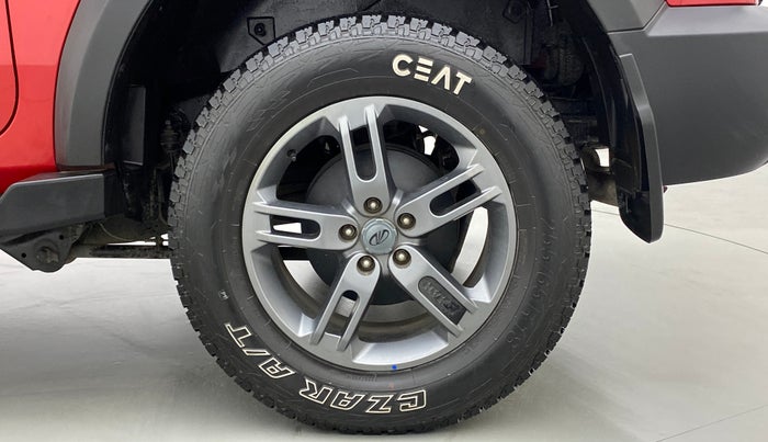 2021 Mahindra Thar LX  P 4WD AT CONVERTIBLE, Petrol, Automatic, 18,106 km, Left Rear Wheel