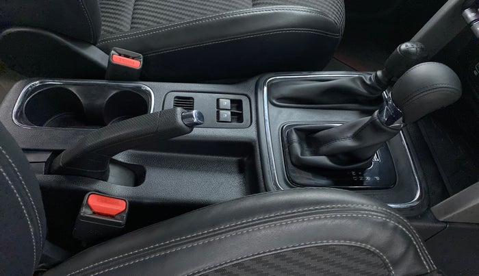 2021 Mahindra Thar LX  P 4WD AT CONVERTIBLE, Petrol, Automatic, 18,106 km, Gear Lever