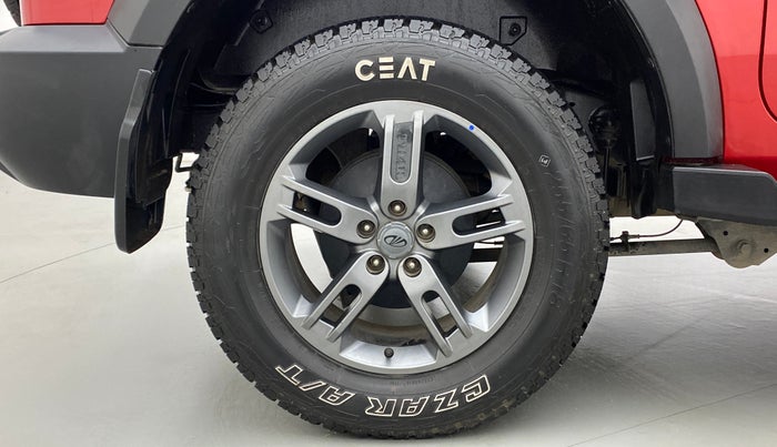 2021 Mahindra Thar LX  P 4WD AT CONVERTIBLE, Petrol, Automatic, 18,106 km, Right Rear Wheel
