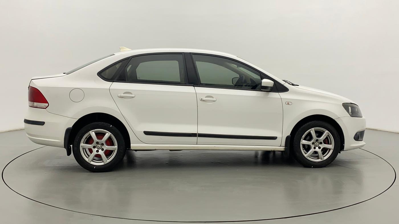2013 Volkswagen Vento HIGHLINE PETROL AT, Petrol, Automatic, 70,819 km, Right Side View