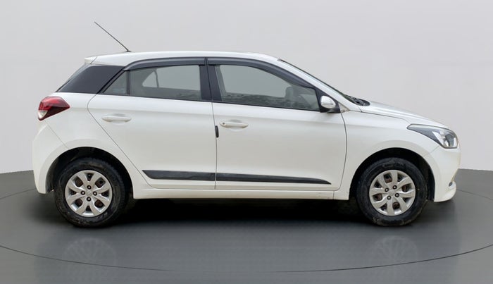 2017 Hyundai Elite i20 SPORTZ 1.2, Petrol, Manual, 64,469 km, Right Side View