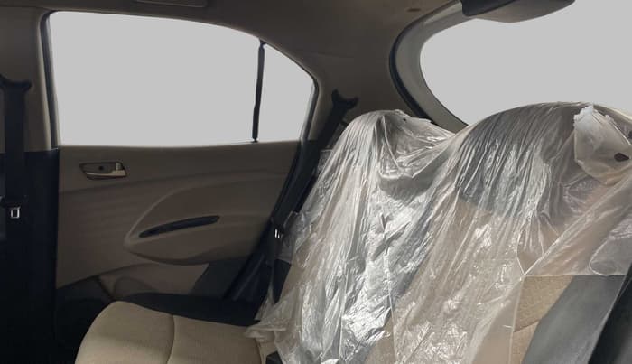 2019 Hyundai NEW SANTRO SPORTZ MT, Petrol, Manual, 19,750 km, Right Side Rear Door Cabin