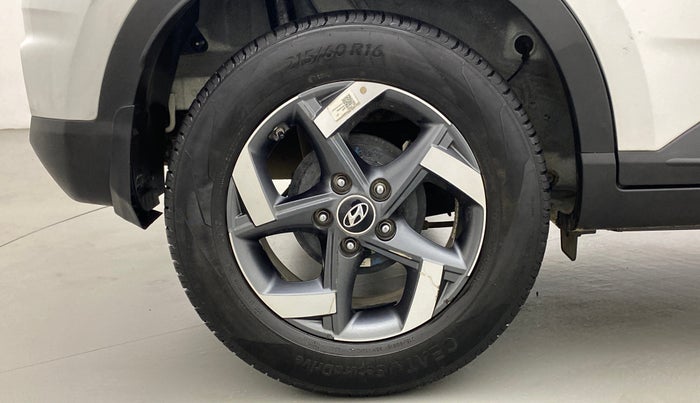2021 Hyundai VENUE SX 1.0 (O) TURBO IMT, Petrol, Manual, 7,188 km, Right Rear Wheel