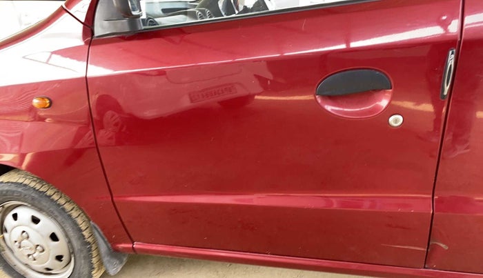 2011 Hyundai Santro Xing GL PLUS, Petrol, Manual, 81,955 km, Front passenger door - Minor scratches