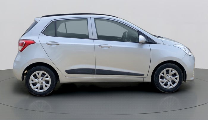 2018 Hyundai Grand i10 SPORTZ 1.2 KAPPA VTVT, Petrol, Manual, 73,914 km, Right Side View