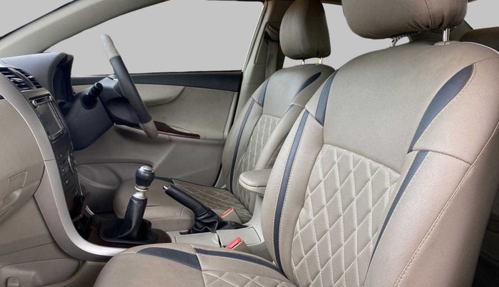 2013 Toyota Corolla Altis G DIESEL, Diesel, Manual, 43,483 km, Right Side Front Door Cabin