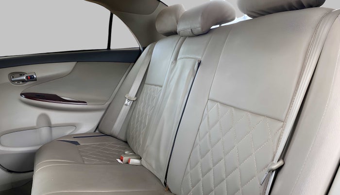 2013 Toyota Corolla Altis G DIESEL, Diesel, Manual, 43,483 km, Right Side Rear Door Cabin