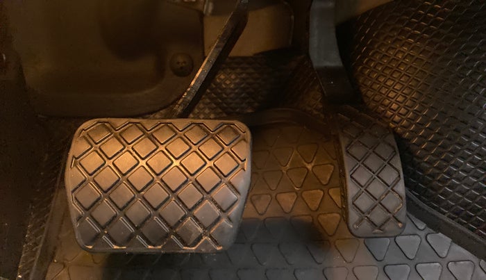 2019 Volkswagen Ameo HIGHLINE PLUS DSG 1.5, Diesel, Automatic, 34,817 km, Pedals