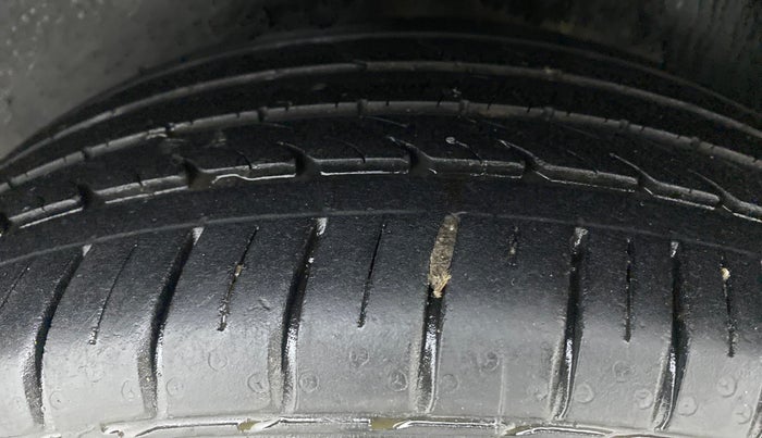 2019 Volkswagen Ameo HIGHLINE PLUS DSG 1.5, Diesel, Automatic, 34,817 km, Left Rear Tyre Tread