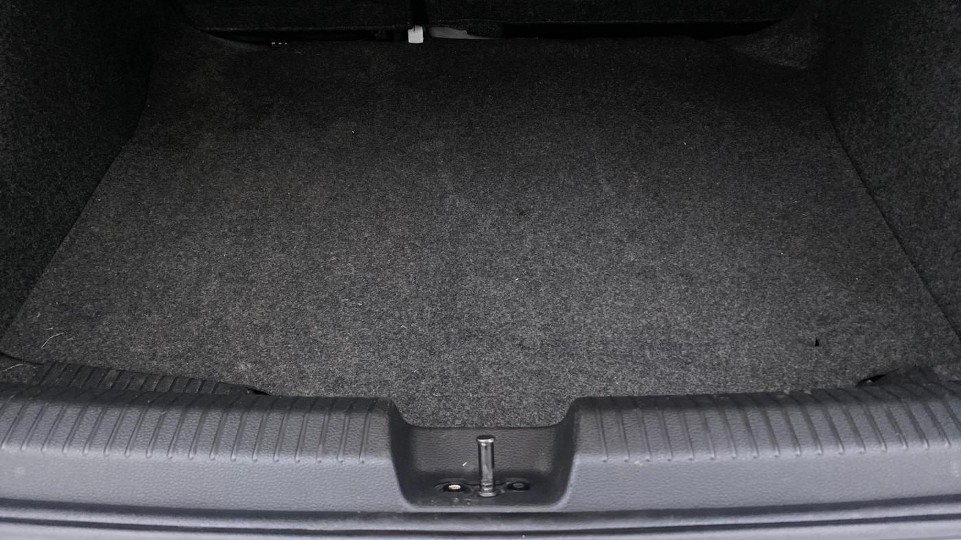 2019 Volkswagen Ameo HIGHLINE PLUS DSG 1.5, Diesel, Automatic, 34,817 km, Boot Inside