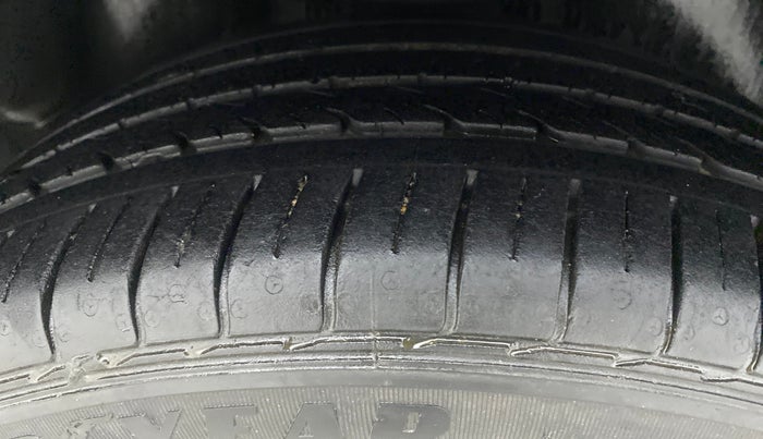 2019 Volkswagen Ameo HIGHLINE PLUS DSG 1.5, Diesel, Automatic, 34,817 km, Right Rear Tyre Tread