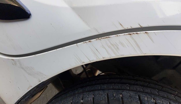 2018 Maruti Swift ZXI AMT, Petrol, Automatic, 63,025 km, Left C pillar - Slight discoloration