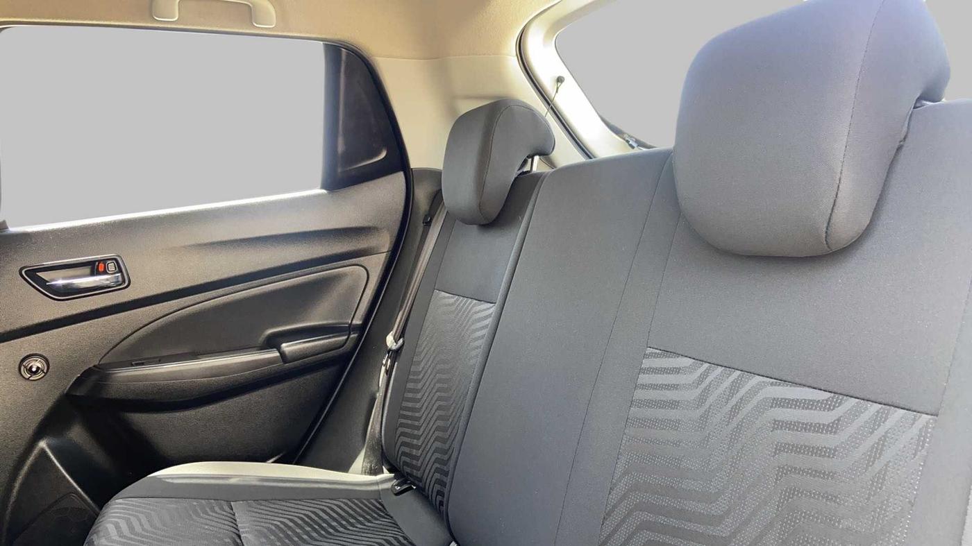 2018 Maruti Swift ZXI AMT, Petrol, Automatic, 63,025 km, Right Side Rear Door Cabin