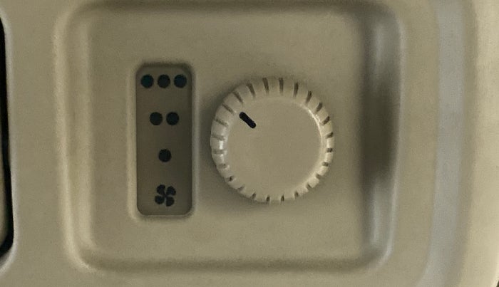 2021 Maruti Ertiga ZXI+ SHVS, Petrol, Manual, 77,429 km, Rear AC Temperature Control