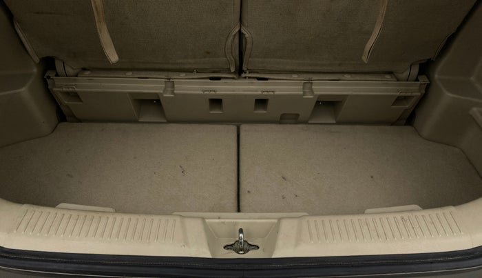 2021 Maruti Ertiga ZXI+ SHVS, Petrol, Manual, 77,429 km, Boot Inside