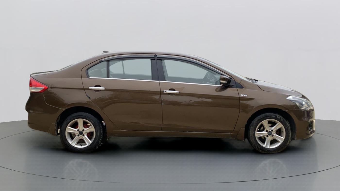 2017 Maruti Ciaz DELTA DIESEL 1.3, Diesel, Manual, 70,280 km, Left Side