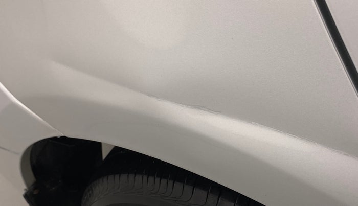 2016 Toyota Etios VX, Petrol, Manual, 47,990 km, Right quarter panel - Slightly dented