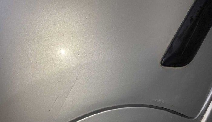 2014 Maruti Wagon R Stingray VXI, Petrol, Manual, 78,326 km, Right rear door - Slightly dented