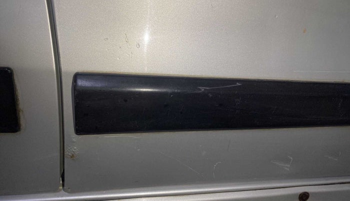 2014 Maruti Wagon R Stingray VXI, Petrol, Manual, 78,326 km, Driver-side door - Slightly rusted