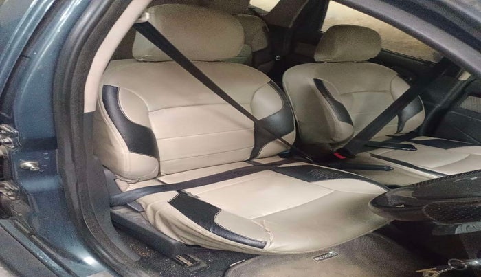 2015 Renault Duster 85 PS RXL, Diesel, Manual, 92,145 km, Driver seat - Seat adjuster not functional