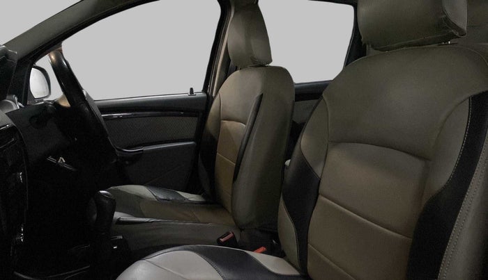 2015 Renault Duster 85 PS RXL, Diesel, Manual, 92,145 km, Right Side Front Door Cabin