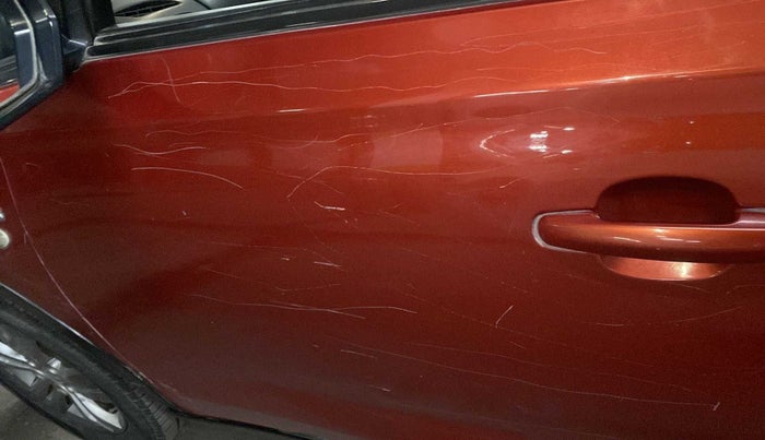 2017 Maruti Vitara Brezza ZDI, Diesel, Manual, 68,204 km, Front passenger door - Minor scratches