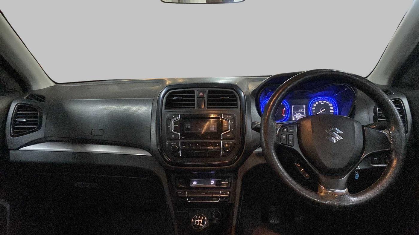 2017 Maruti Vitara Brezza ZDI, Diesel, Manual, 68,204 km, Dashboard