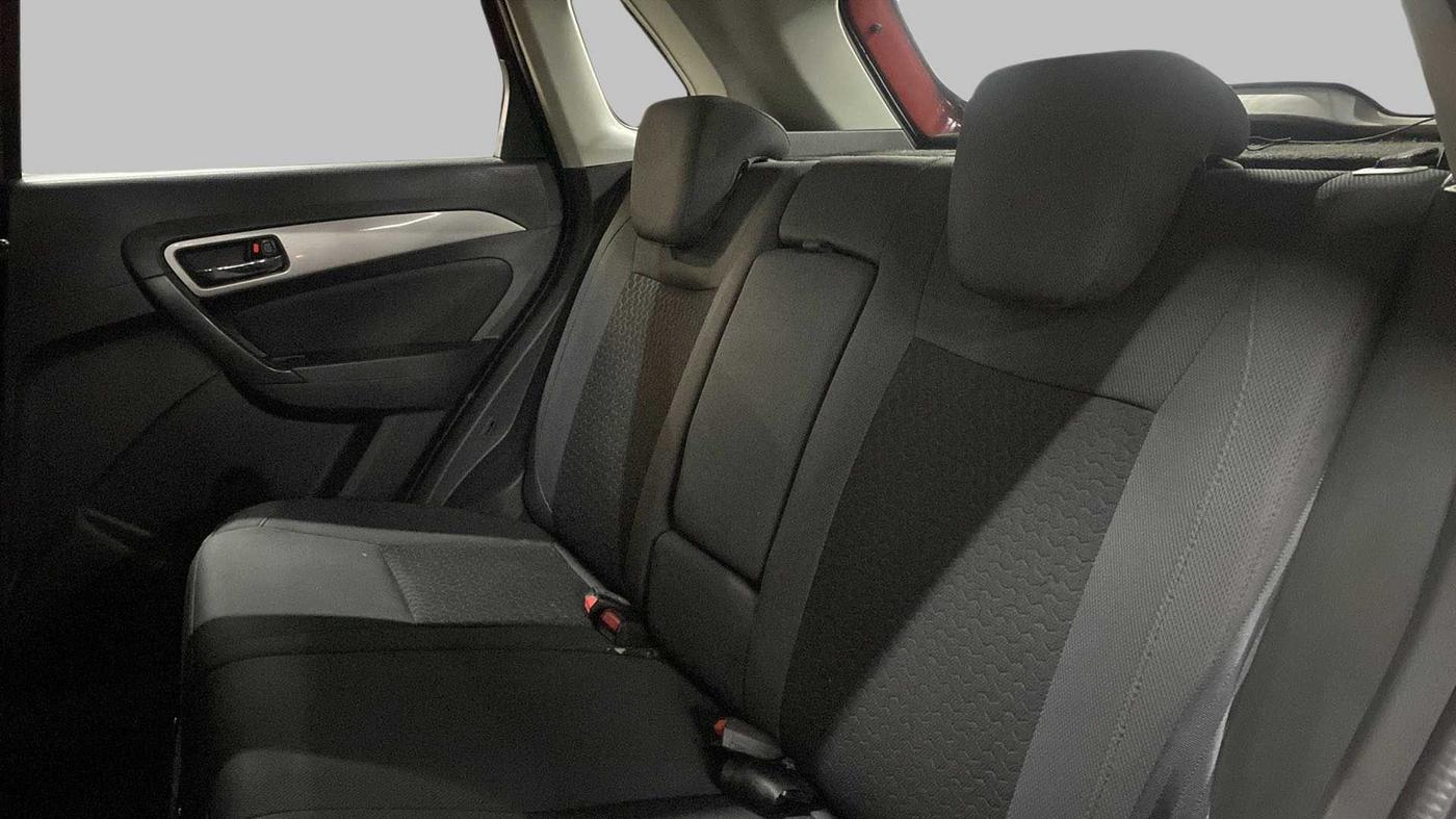2017 Maruti Vitara Brezza ZDI, Diesel, Manual, 68,204 km, Right Side Rear Door Cabin