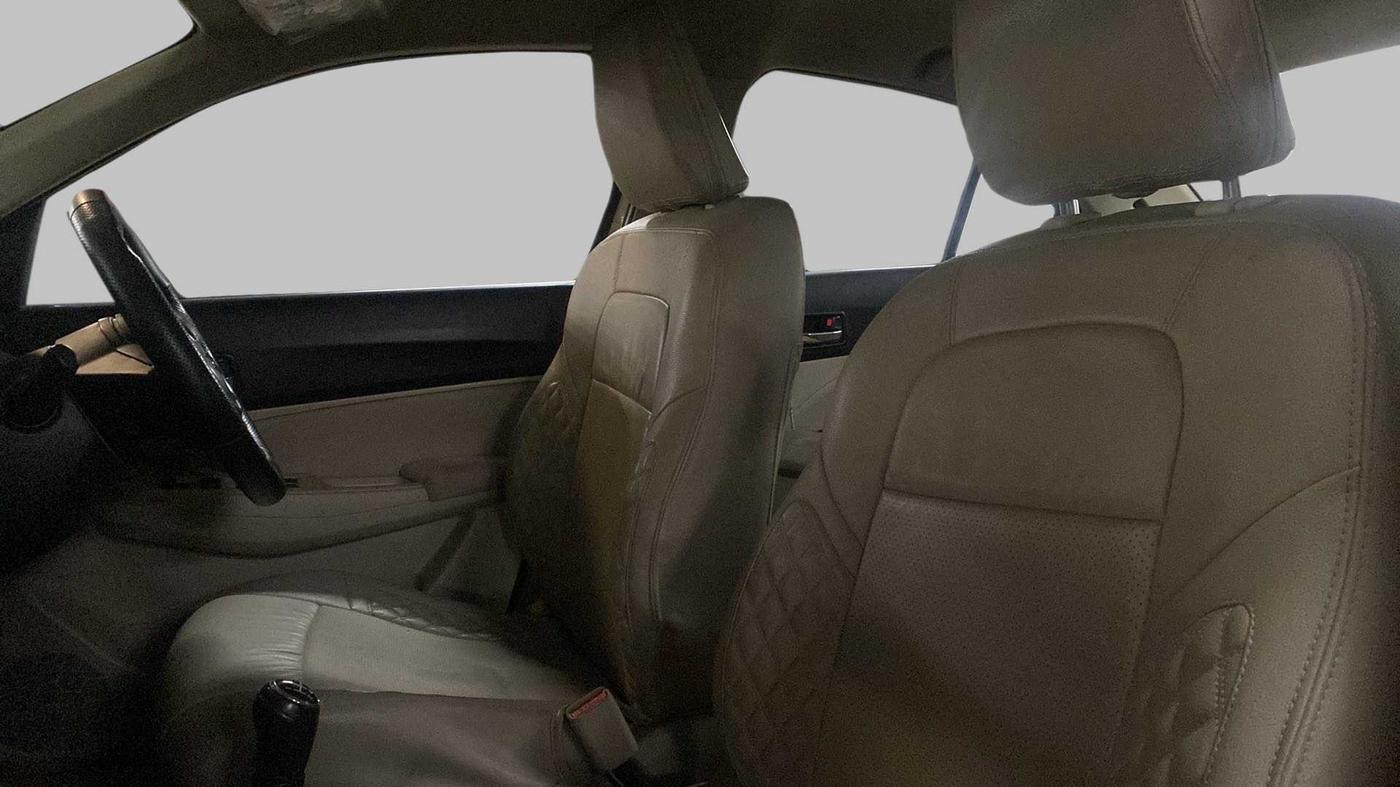 2017 Maruti Dzire VDI, Diesel, Manual, 70,599 km, Right Side Front Door Cabin