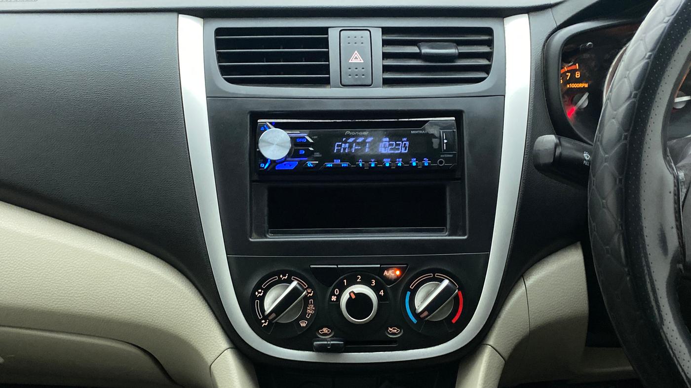 2017 Maruti Celerio VXI AMT (O), Petrol, Automatic, 97,445 km, Air Conditioner