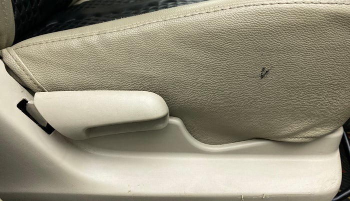 2017 Maruti Celerio VXI AMT (O), Petrol, Automatic, 97,445 km, Driver Side Adjustment Panel