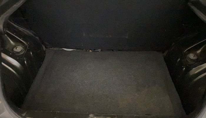 2018 Renault Kwid RXL, Petrol, Manual, 47,496 km, Boot Inside