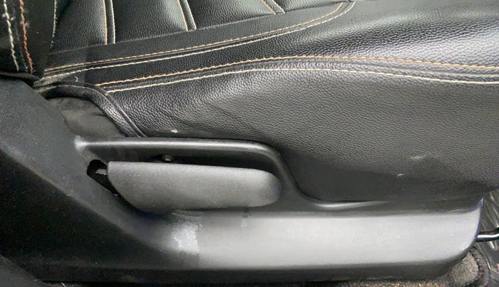 2015 Maruti Swift LXI (O), CNG, Manual, 74,392 km, Driver Side Adjustment Panel