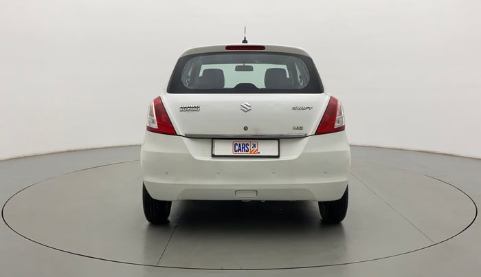 2015 Maruti Swift LXI (O), CNG, Manual, 74,392 km, Back/Rear