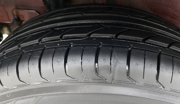 2020 Hyundai VENUE S 1.0 TURBO MT, Petrol, Manual, 55,636 km, Right Rear Tyre Tread