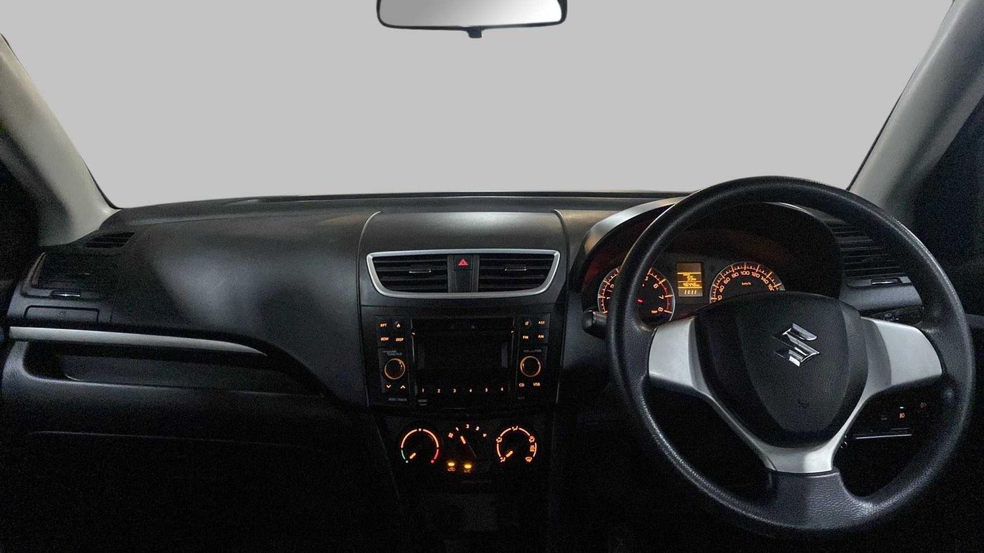 2015 Maruti Swift VXI, Petrol, Manual, 46,436 km, Dashboard
