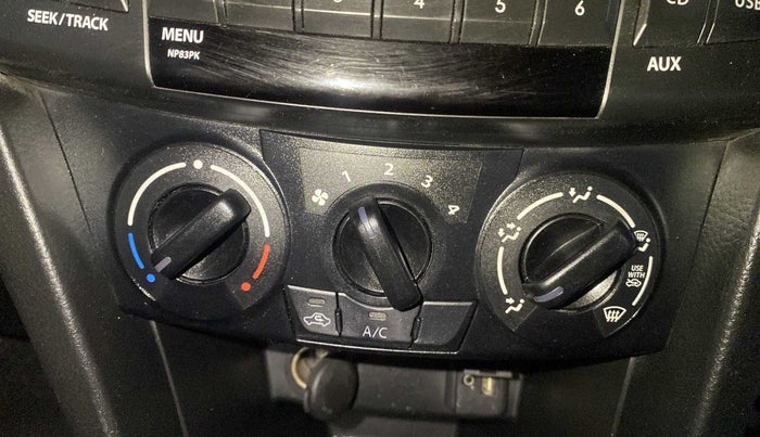2015 Maruti Swift VXI, Petrol, Manual, 46,436 km, AC Unit - Directional switch has minor damage