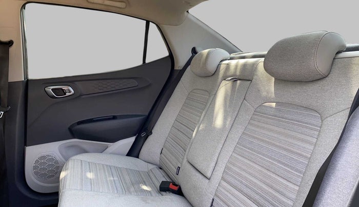 2022 Hyundai AURA SX PLUS 1.2 AMT CRDI, Diesel, Automatic, 28,673 km, Right Side Rear Door Cabin
