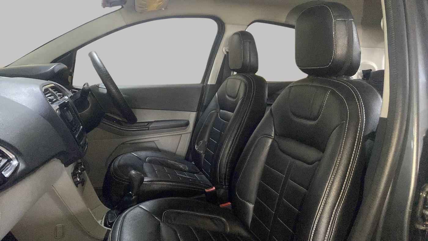 2020 Tata Tiago XT PETROL, Petrol, Manual, 68,843 km, Right Side Front Door Cabin